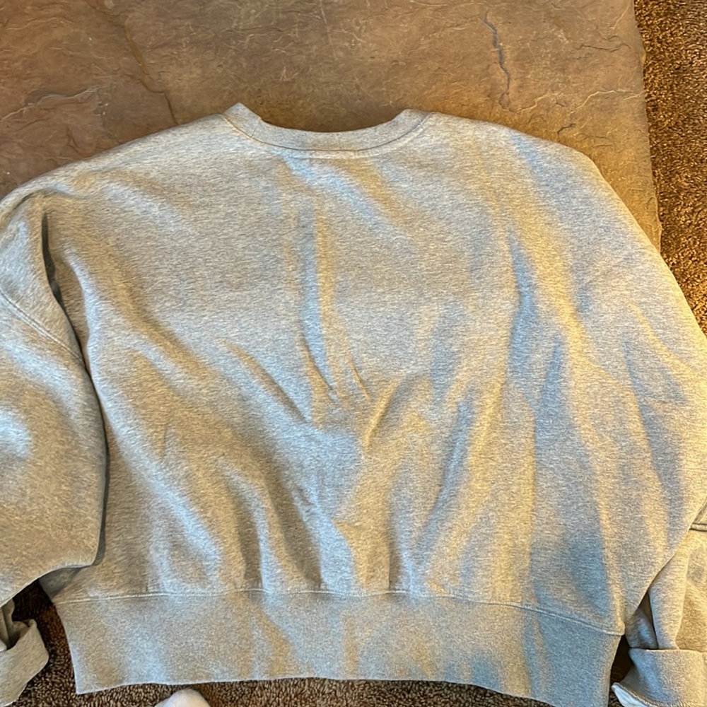 Girls Size M Gray Adidas Sweatshirt - Picture 4 of 4